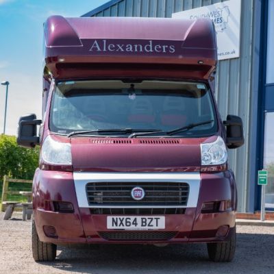 ALEXANDERS_HORSEBOX_BZT-3.jpg